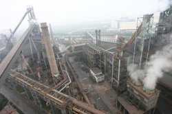 Власти Шанхая заставили китайского стального гиганта Baosteel перевести часть мощностей за город, чтобы снизить загрязнение воздуха