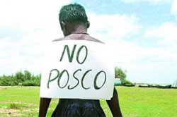 По меньшей мере трое протестующих против строительства меткомбината POSCO в Индии погибли от взрыва самодельной бомбы