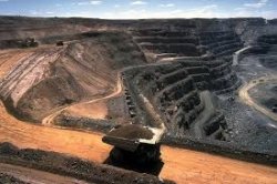 В марте 2013 года Китай импортировал на 15% больше железной руды, чем в феврале