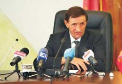 Владимир Бойко предложил заморозить тарифы на электроэнергию на время кризиса