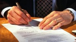 Сегодня украинский кабмин подпишет самый несуразный, коррупционный и вредительский документ за весь 2013 год