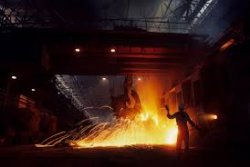 Китай устраняет сталеплавильные мощностей для повышения эффективности производства