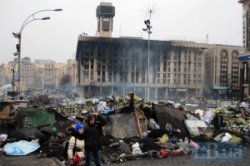 Правый сектор не разрешил Киевлянам убрать баррикады