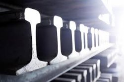 ЕВРАЗ осуществил первую поставку 100 метровых рельсов российского производства для РЖД