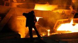 Мировое производство нерафинированной стали снизилось на 2,9 процента в январе 2015