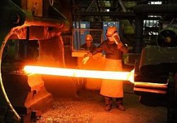 Украинская компания повторно запускает крупнейшей металлургический завод Латвии