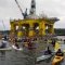 Экологические активисты выступают против бурения нефтяных скважин компании Shell в Северном Ледовитом океане
