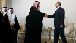 Саудовская Аравия и Россия поддерживают друг друга в борьбе за мировой рынок нефти