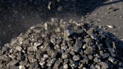 Казахстан собирается поставлять 200-300 тысяч тонн угля в месяц в Украину