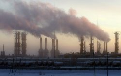 Россия рассматривает возможность снижения добычи нефти