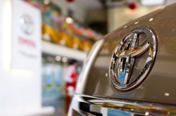 Toyota собирается на 1 неделю остановить производство в Япония из-за нехватки стали