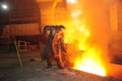 Мировое производство нерафинированной стали незначительно упало в марте