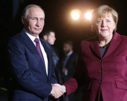 Меркель и Путин пытаются найти новое решение по Сирии и Украине