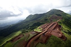 Rio Tinto продает долю шахты железной руды общей стоимостью $ 50 млрд