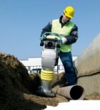 Вибротрамбовка в числе строительной техники