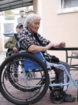 Понимание хосписной помощи: сострадательный подход к пожилым в пансионатах Киева