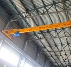 Опорный мостовой кран грузоподъемностью 2т