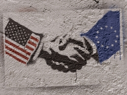 ЕС и США завершили торговую сделку, договорились о кольцевом ограждении от глобального избытка сталелитейных мощностей