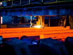 Продажи автомобилей в Турции выросли на 5,9 процента в январе-июле 2025 года