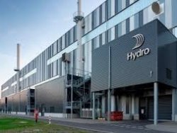 Cамый разыскиваемый хакер мира связан с атакой на алюминиевого гиганта