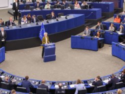 ЕС обещает сильная поддержка сталелитейной промышленности