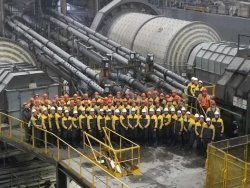 впервые в 100 самых прибыльных компаний в России