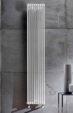 Як трубчасті радіатори створюють баланс у кімнаті