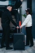 Трансфер для груп: Коли варто замовити Mercedes Sprinter або V-Class