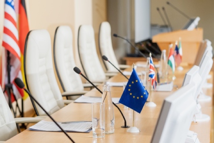 Європейський парламент затвердив юридично обов'язкову мету щодо скорочення викидів на 90% до 2040 року