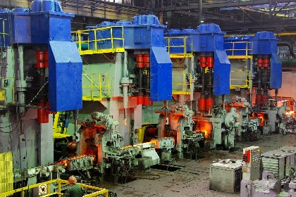Russia's Mechel reported higher net losses in 2025 amid a sharp drop in revenue and EBITDA