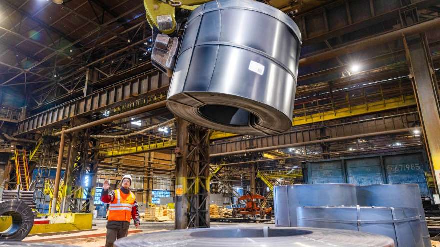 Metallurgical plant "Zaporizhstal" reduced steel production to 460 thousand tons
