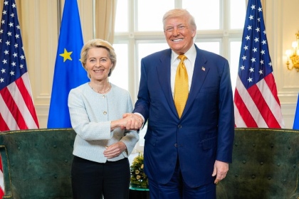 Трамп предупреждает ЕС выполнить торговые обязательства к 4 июля, иначе ему грозят более высокие тарифы