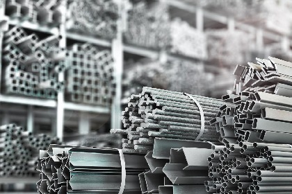 IEEFA: Geopolitical tensions reshape low-emission iron supply chains