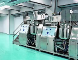 Filling Viscous Cosmetics Reliably: Why Nozzle, Feed and De-Aeration Must Be Designed Together