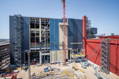 Voestalpine получила оборудование для производства электросталеплавильных плит для проекта greentec steel в Линце