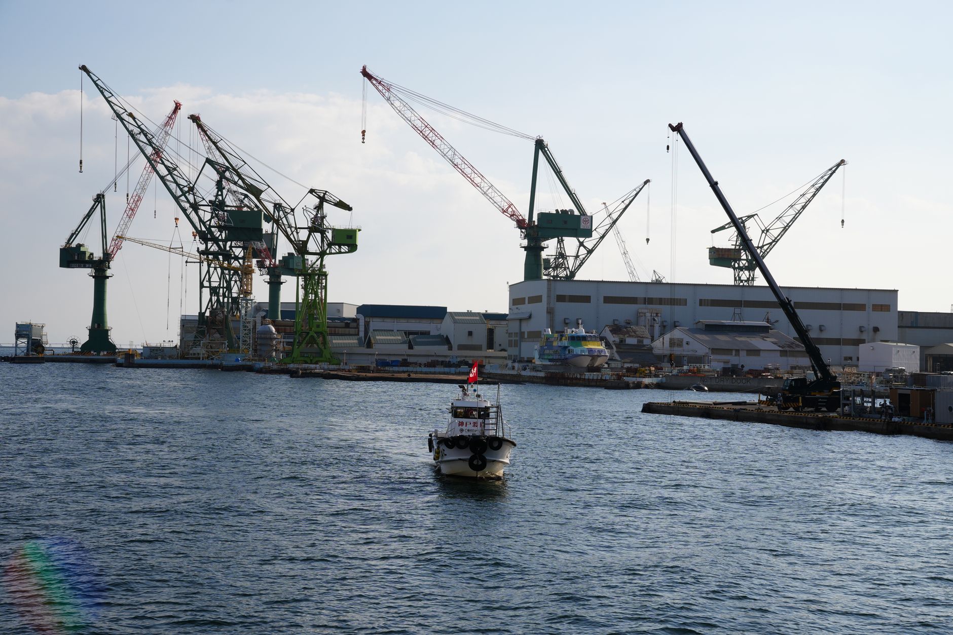 Orders for Japanese ship exports rose 44.2% in September