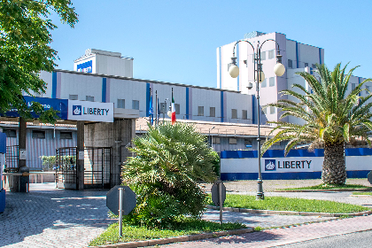 The EU approved the acquisition of Trasteel Magona after an agreement with the unions on the transfer of staff