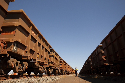 Продажи железной руды Rio Tinto вырастут в третьем квартале 2026 года благодаря расширению производства в Симанду